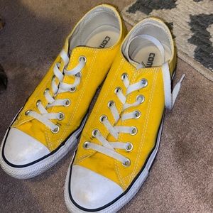 Yellow converse